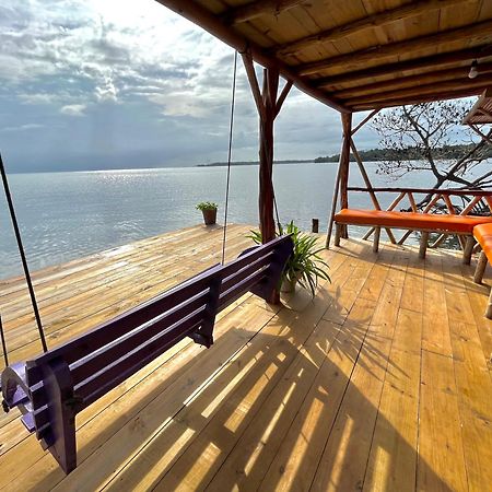 Urraca Monkey Island Eco Resort (Adults Only) Punta Laurel Exteriér fotografie