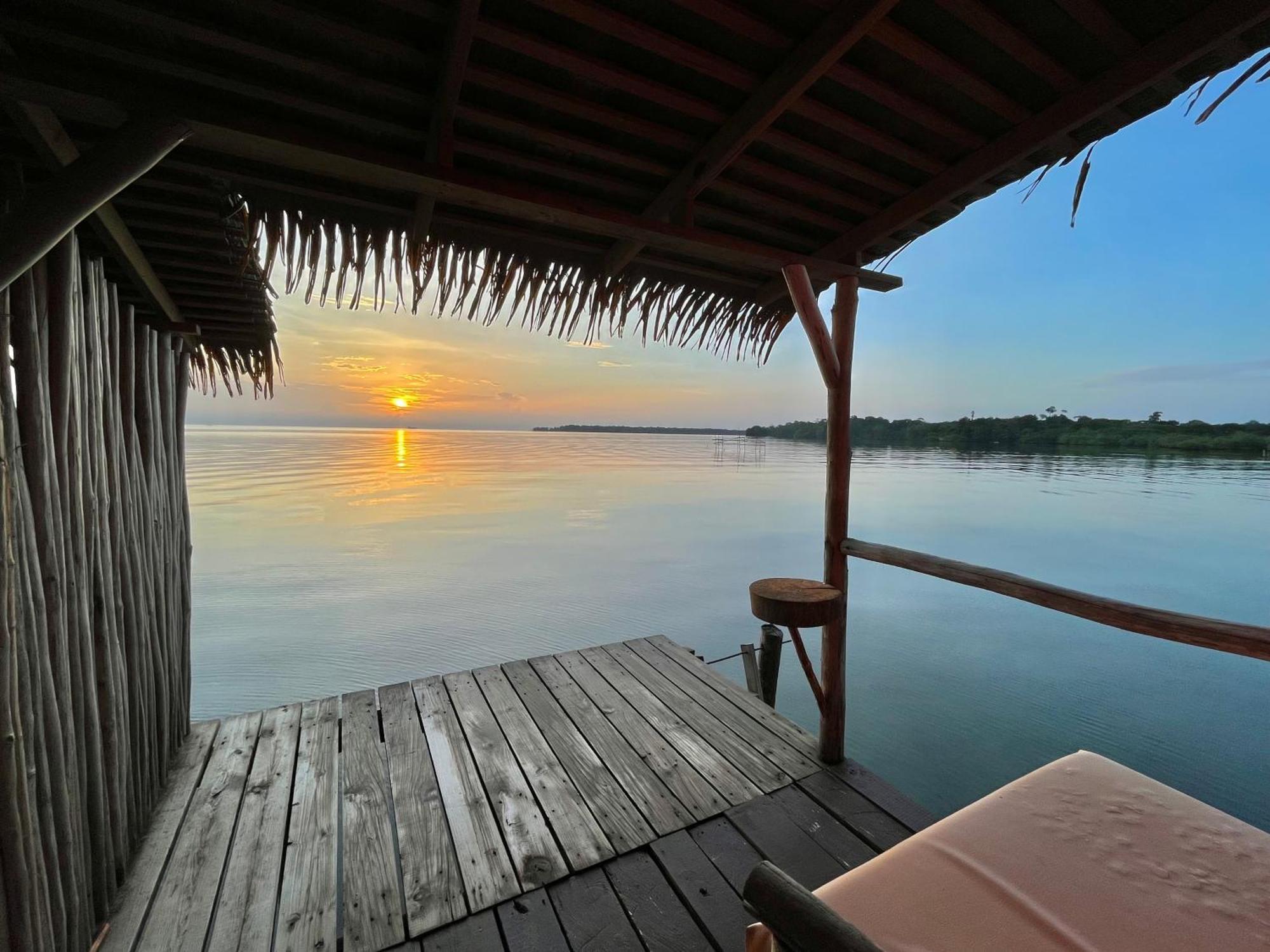 Urraca Monkey Island Eco Resort (Adults Only) Punta Laurel Exteriér fotografie